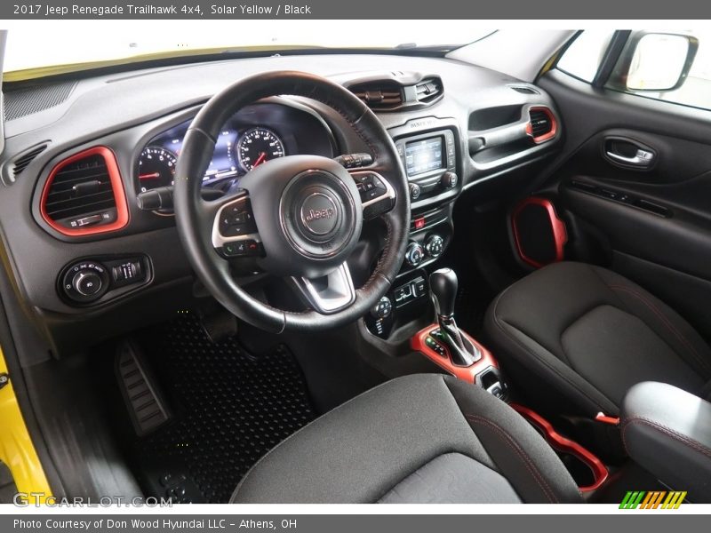 Solar Yellow / Black 2017 Jeep Renegade Trailhawk 4x4