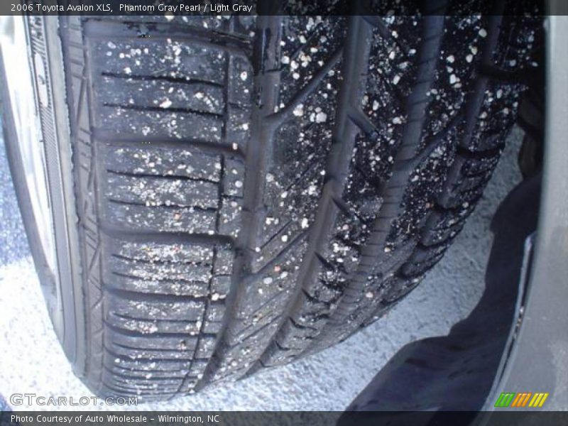 Phantom Gray Pearl / Light Gray 2006 Toyota Avalon XLS