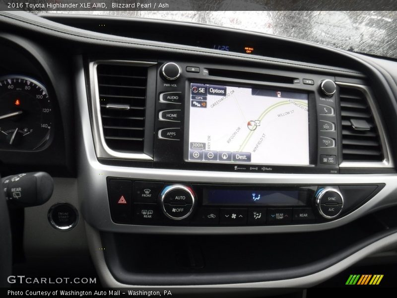 Blizzard Pearl / Ash 2016 Toyota Highlander XLE AWD