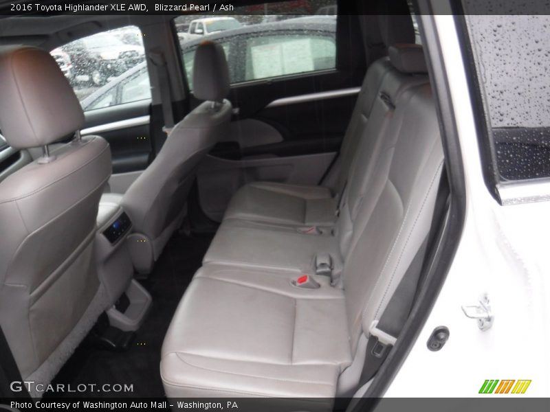Blizzard Pearl / Ash 2016 Toyota Highlander XLE AWD