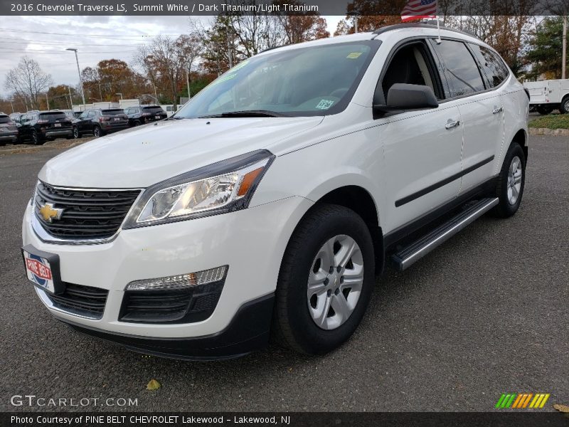 Summit White / Dark Titanium/Light Titanium 2016 Chevrolet Traverse LS