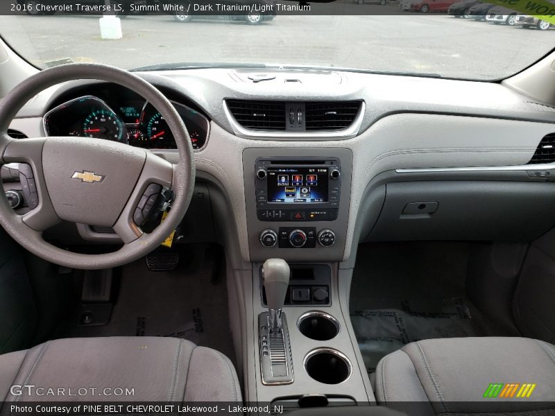 Summit White / Dark Titanium/Light Titanium 2016 Chevrolet Traverse LS