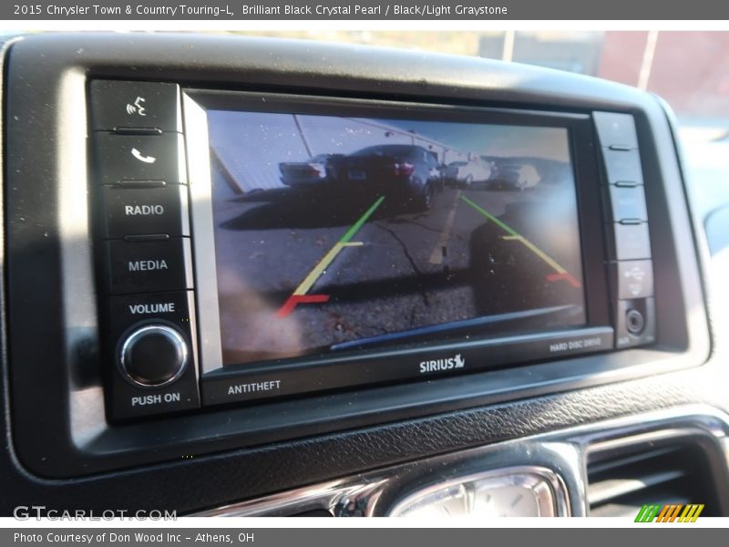 Brilliant Black Crystal Pearl / Black/Light Graystone 2015 Chrysler Town & Country Touring-L