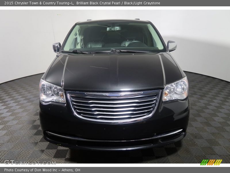 Brilliant Black Crystal Pearl / Black/Light Graystone 2015 Chrysler Town & Country Touring-L
