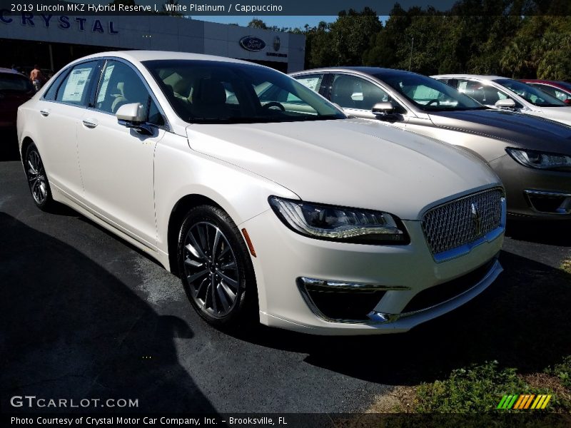Front 3/4 View of 2019 MKZ Hybrid Reserve I