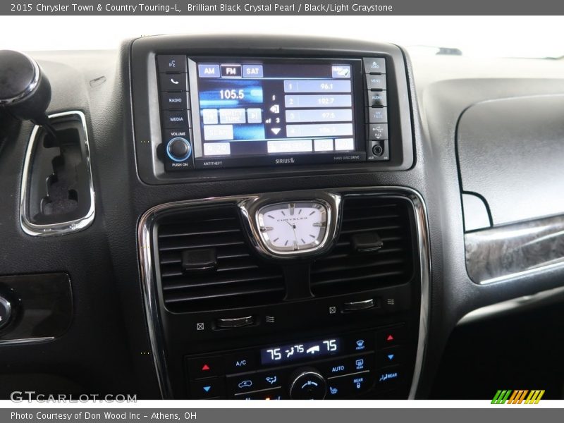 Brilliant Black Crystal Pearl / Black/Light Graystone 2015 Chrysler Town & Country Touring-L
