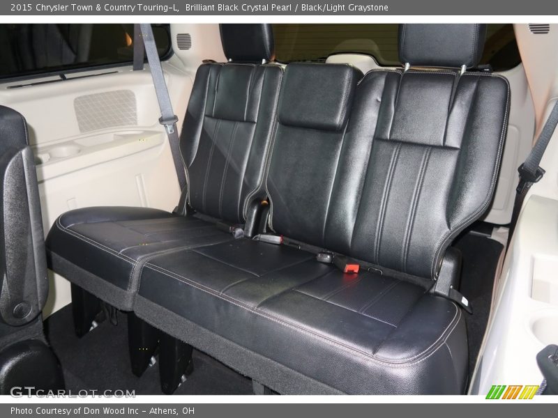 Brilliant Black Crystal Pearl / Black/Light Graystone 2015 Chrysler Town & Country Touring-L