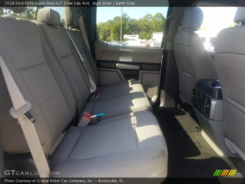 Ingot Silver / Earth Gray 2018 Ford F250 Super Duty XLT Crew Cab 4x4