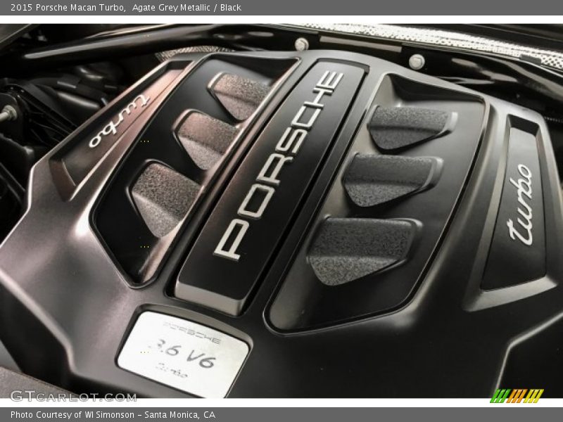 Agate Grey Metallic / Black 2015 Porsche Macan Turbo