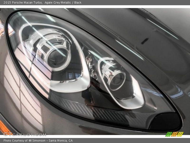 Agate Grey Metallic / Black 2015 Porsche Macan Turbo