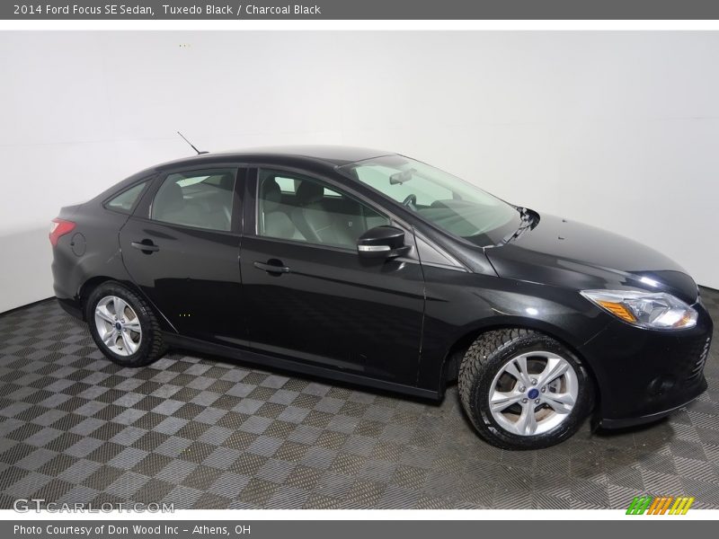 Tuxedo Black / Charcoal Black 2014 Ford Focus SE Sedan