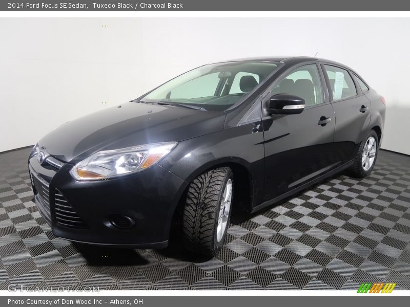 Tuxedo Black / Charcoal Black 2014 Ford Focus SE Sedan