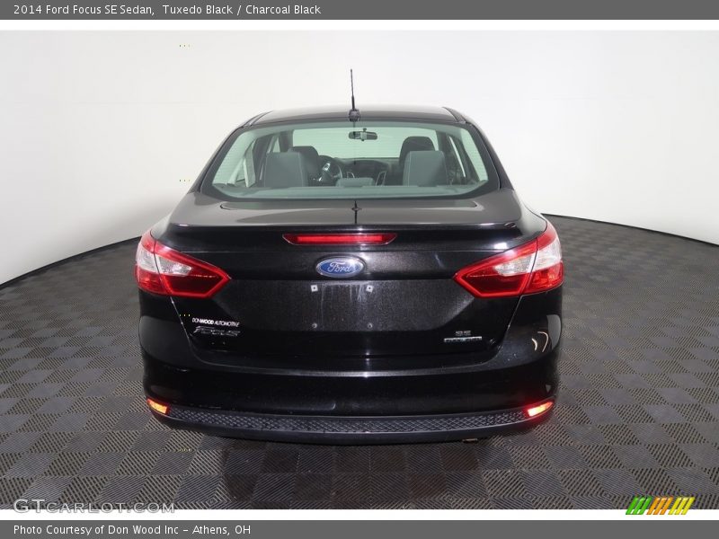 Tuxedo Black / Charcoal Black 2014 Ford Focus SE Sedan