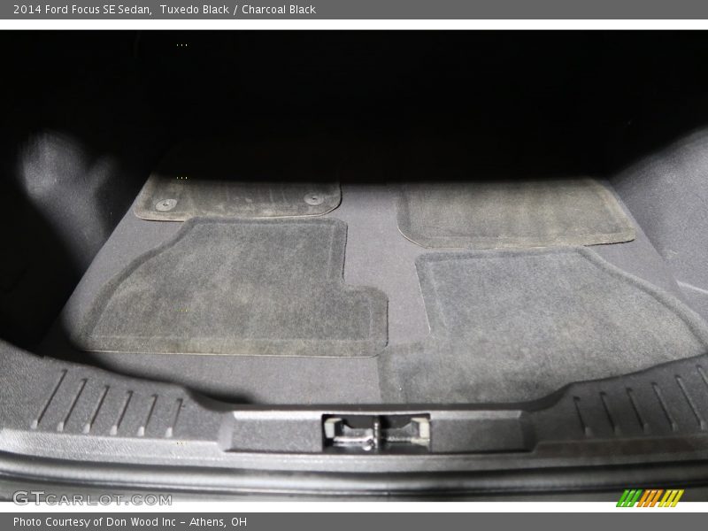 Tuxedo Black / Charcoal Black 2014 Ford Focus SE Sedan