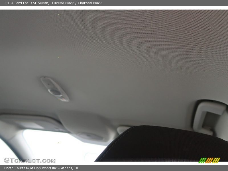 Tuxedo Black / Charcoal Black 2014 Ford Focus SE Sedan