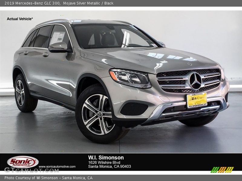 Mojave Silver Metallic / Black 2019 Mercedes-Benz GLC 300