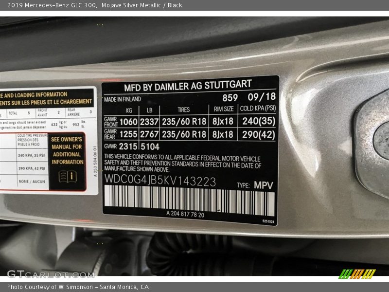 Mojave Silver Metallic / Black 2019 Mercedes-Benz GLC 300