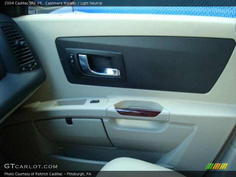 Cashmere Metallic / Light Neutral 2004 Cadillac SRX V6
