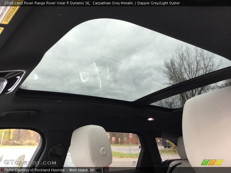 Carpathian Grey Metallic / Dapple Grey/Light Oyster 2018 Land Rover Range Rover Velar R Dynamic SE