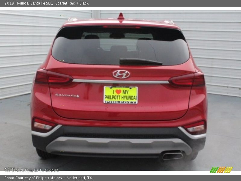 Scarlet Red / Black 2019 Hyundai Santa Fe SEL
