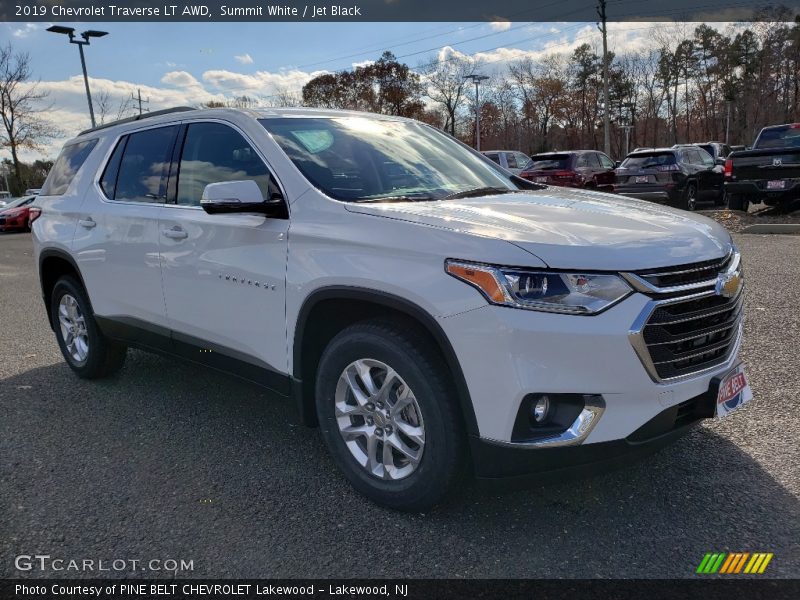 Summit White / Jet Black 2019 Chevrolet Traverse LT AWD