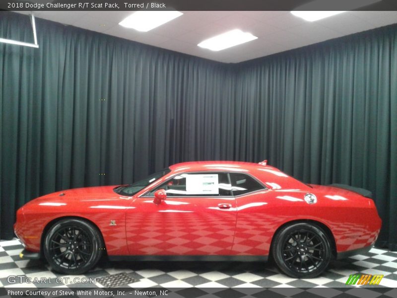 Torred / Black 2018 Dodge Challenger R/T Scat Pack
