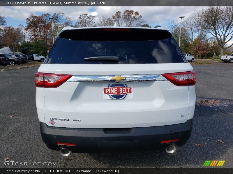 Summit White / Jet Black 2019 Chevrolet Traverse LT AWD