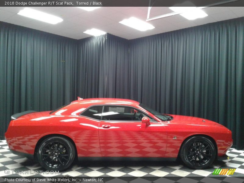 Torred / Black 2018 Dodge Challenger R/T Scat Pack