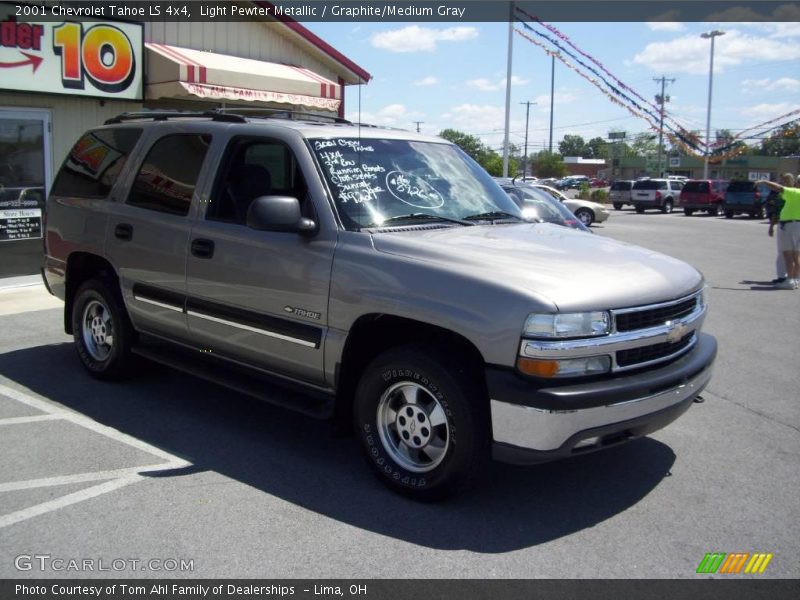 Light Pewter Metallic / Graphite/Medium Gray 2001 Chevrolet Tahoe LS 4x4