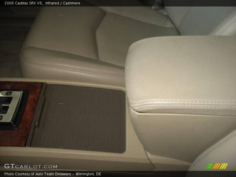 Infrared / Cashmere 2006 Cadillac SRX V6