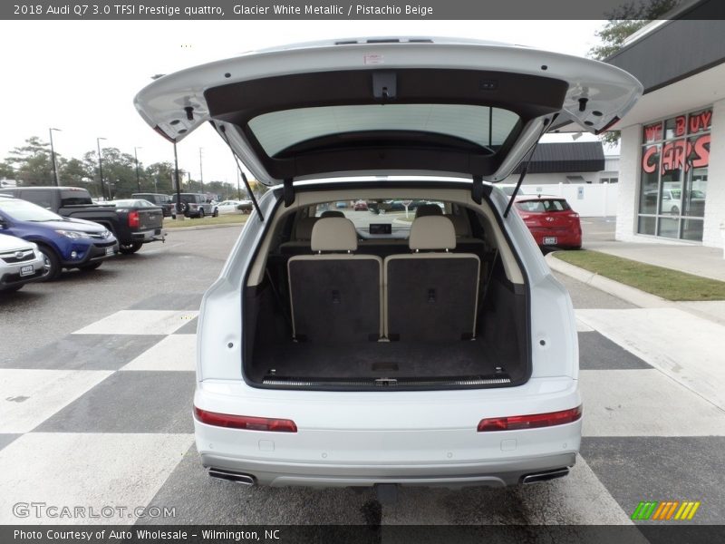 Glacier White Metallic / Pistachio Beige 2018 Audi Q7 3.0 TFSI Prestige quattro