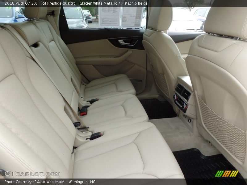 Glacier White Metallic / Pistachio Beige 2018 Audi Q7 3.0 TFSI Prestige quattro