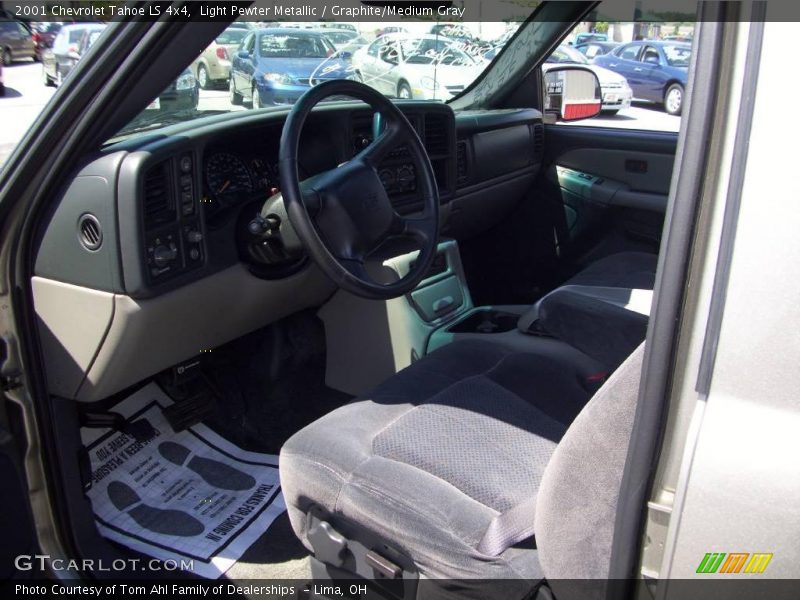 Light Pewter Metallic / Graphite/Medium Gray 2001 Chevrolet Tahoe LS 4x4