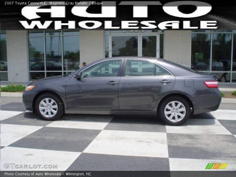 Magnetic Gray Metallic / Bisque 2007 Toyota Camry XLE