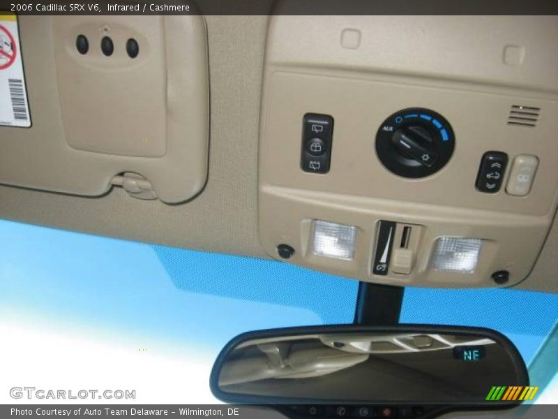 Infrared / Cashmere 2006 Cadillac SRX V6