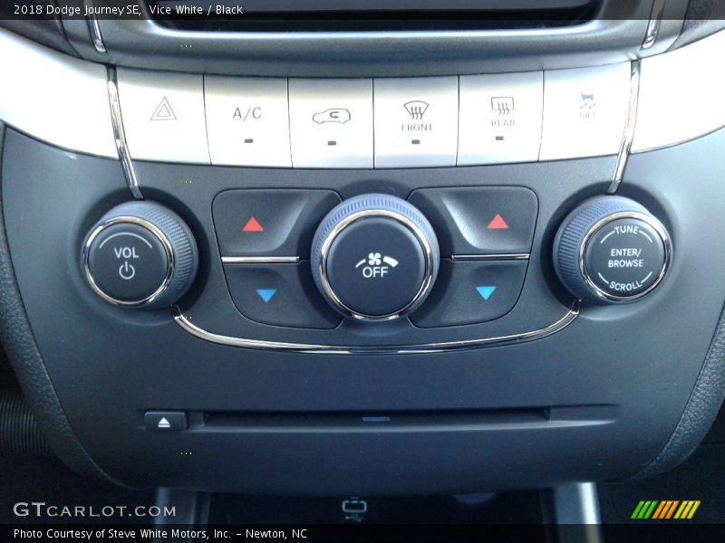 Vice White / Black 2018 Dodge Journey SE