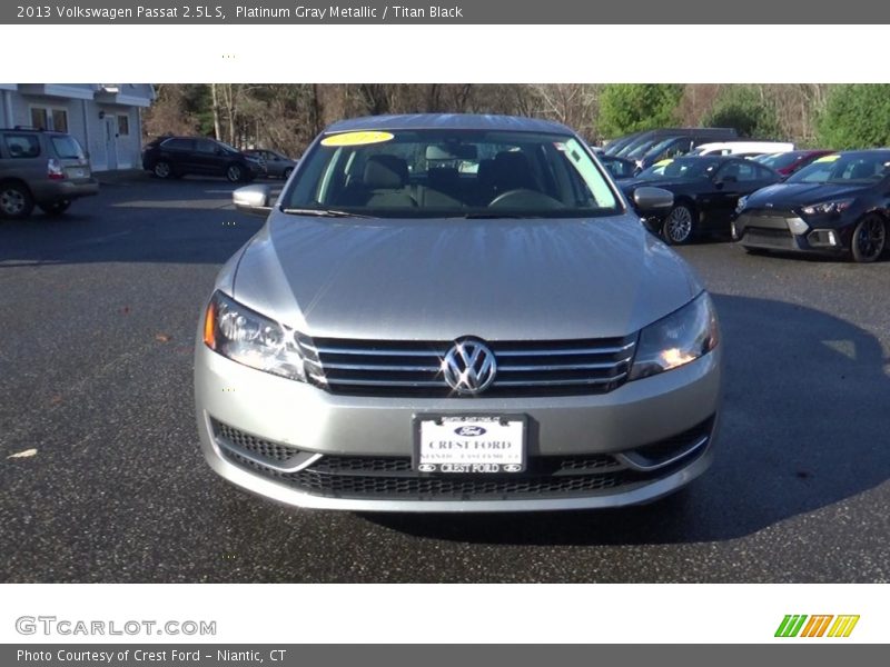 Platinum Gray Metallic / Titan Black 2013 Volkswagen Passat 2.5L S