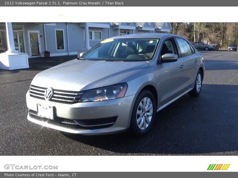 Platinum Gray Metallic / Titan Black 2013 Volkswagen Passat 2.5L S