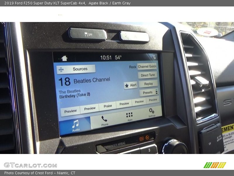 Controls of 2019 F250 Super Duty XLT SuperCab 4x4