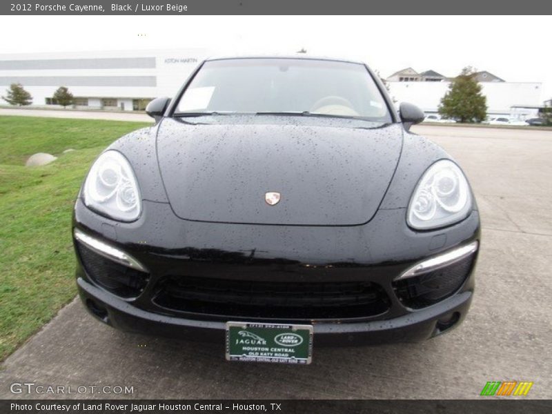 Black / Luxor Beige 2012 Porsche Cayenne