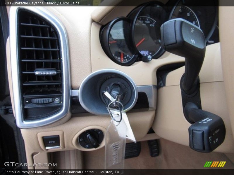 Black / Luxor Beige 2012 Porsche Cayenne