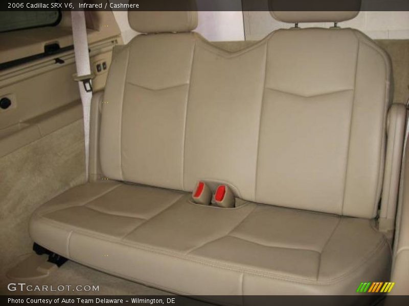 Infrared / Cashmere 2006 Cadillac SRX V6