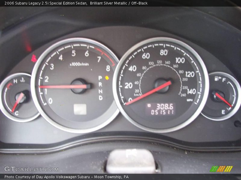 Brilliant Silver Metallic / Off-Black 2006 Subaru Legacy 2.5i Special Edition Sedan