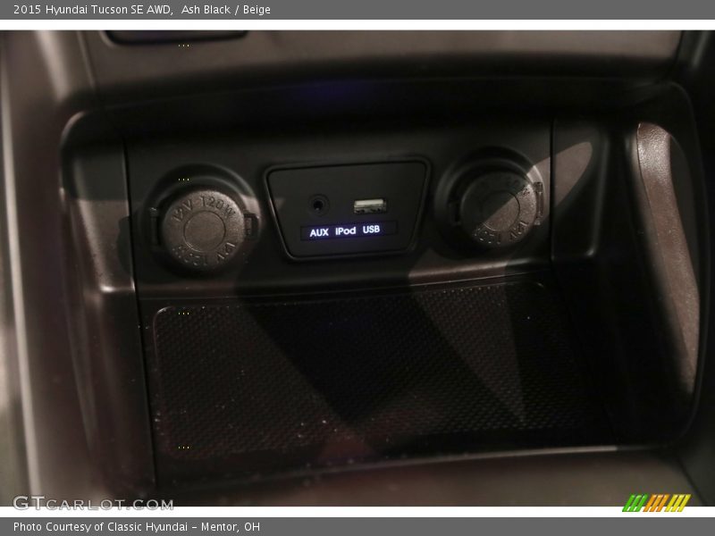 Ash Black / Beige 2015 Hyundai Tucson SE AWD
