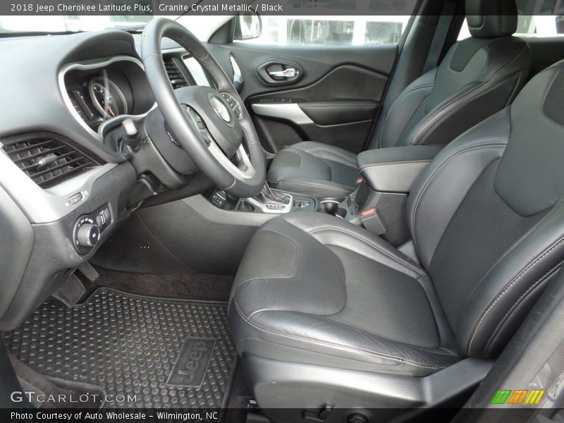 Granite Crystal Metallic / Black 2018 Jeep Cherokee Latitude Plus
