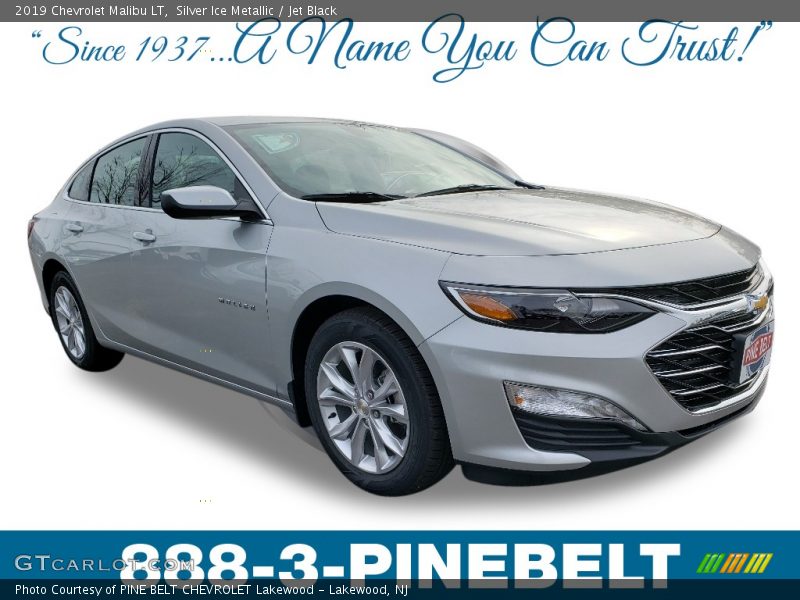 Silver Ice Metallic / Jet Black 2019 Chevrolet Malibu LT