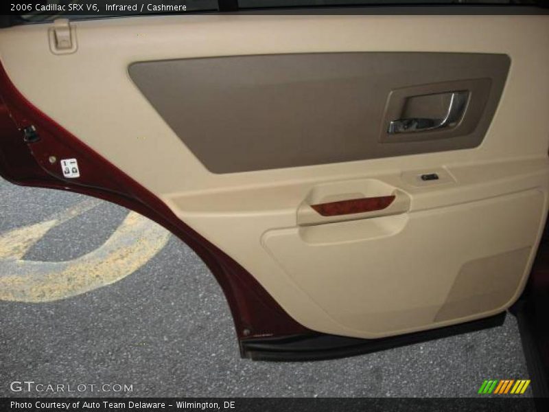 Infrared / Cashmere 2006 Cadillac SRX V6