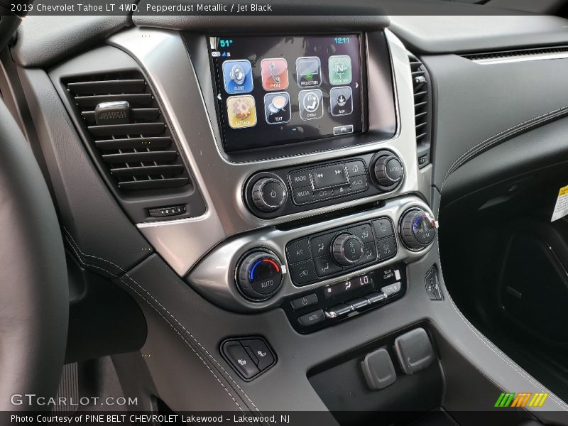 Pepperdust Metallic / Jet Black 2019 Chevrolet Tahoe LT 4WD