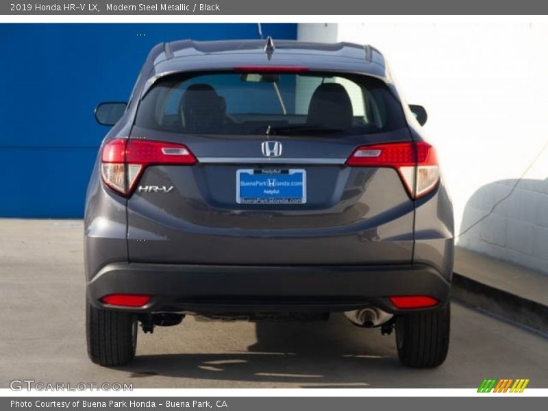 Modern Steel Metallic / Black 2019 Honda HR-V LX