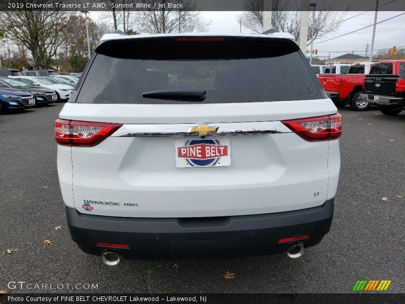 Summit White / Jet Black 2019 Chevrolet Traverse LT AWD